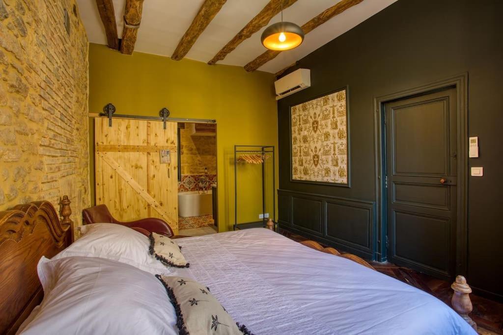 "Les Appartements De Betty A" Coeur Historique Sarlat-la-Caneda Exterior photo
